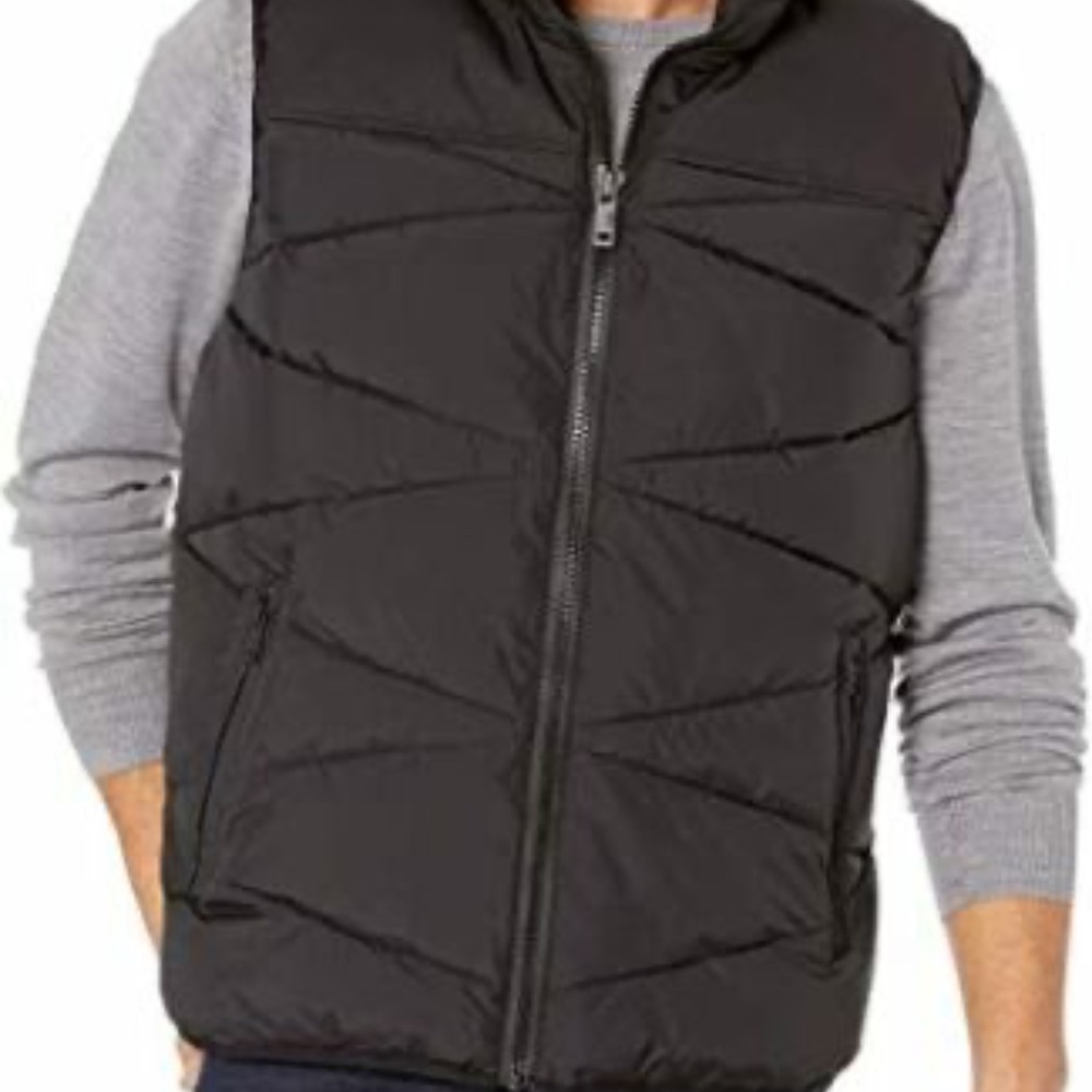 NEW UGG MENS Curtis Water Resistant Men's Puffer Vest In Black DOWN FILLED NWT - Picture 2 of 5